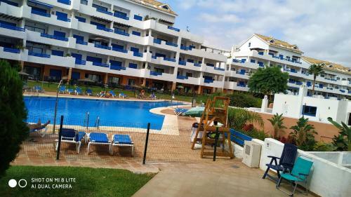 Apartamento Residencial La Duquesa Suites Golf & Gardens