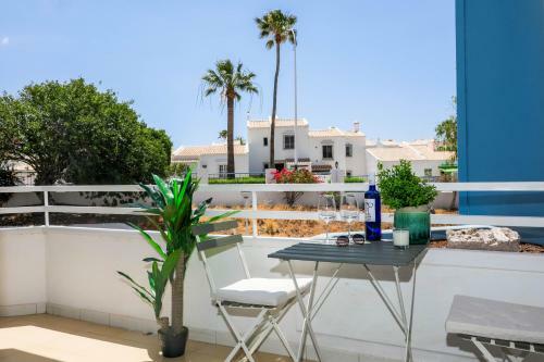 Isla Verde Studio Apartment Green Park