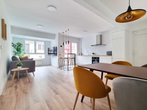 Suite Egia Apartment
