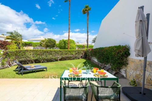 Holiday Garden House In Golf Del Sur