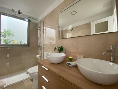 Amazing Luxury Seafront Villa Near Golf & Ocean