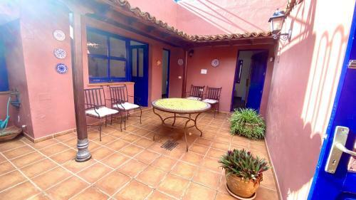 C-canarias Style Big House