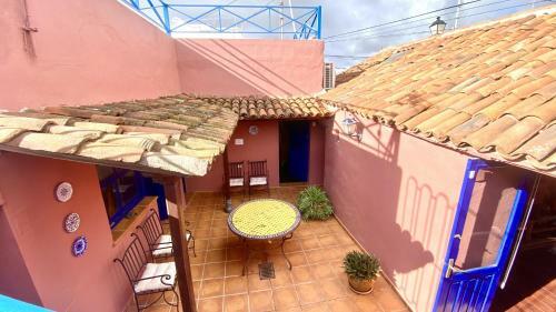 C-canarias Style Big House