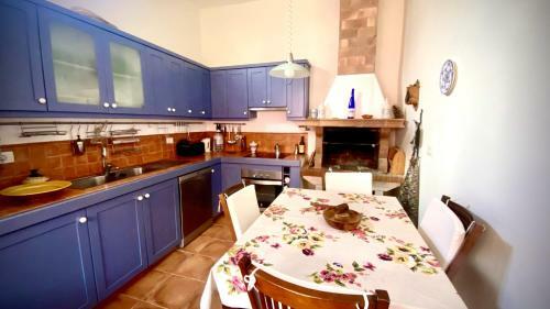 C-canarias Style Big House