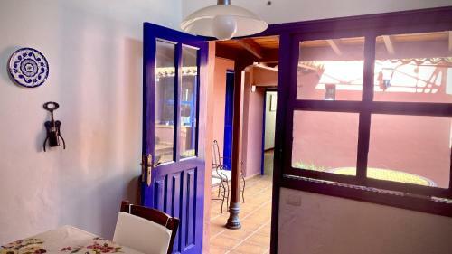 C-canarias Style Big House