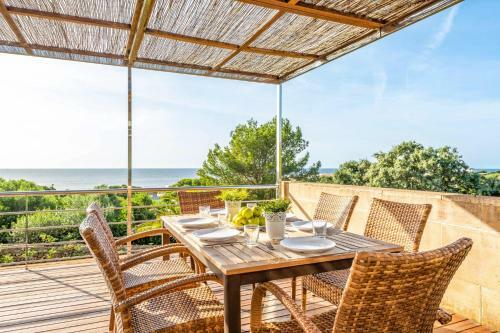 Villa Iris Torret By Villa Plus