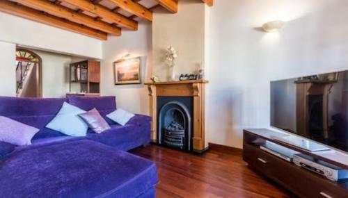 Casa Con Piscina Climatizada, Jacuzzi, Billar, Aire Acondicionado