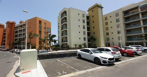Apartamento Edificio Ca�adas