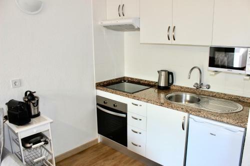 Modern 1bdr Apartment