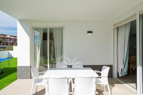3x Bedroom Holiday House 100m From Ocean