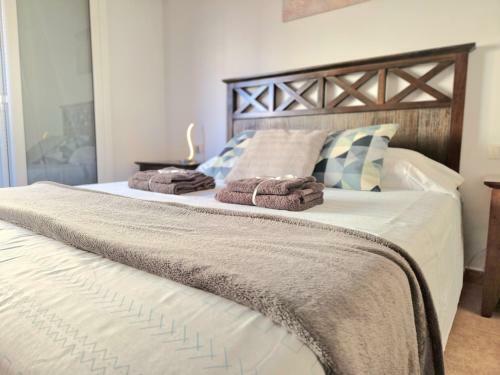 Spacious Chalet Next To The Sea - Airport
