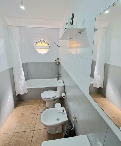 Spacious Chalet Next To The Sea - Airport