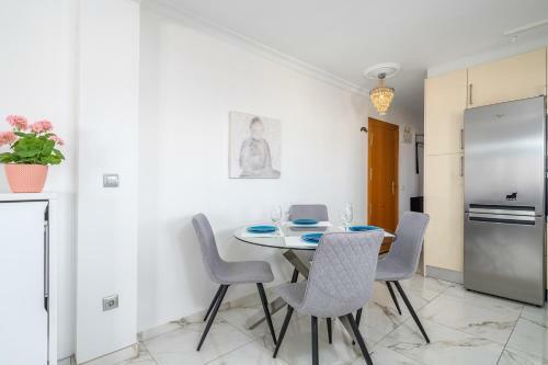 Stella Maris Apartment In Fuengirola Ref 36