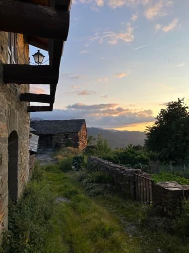 La Casina de La Yeye San Crist�bal de Valdueza