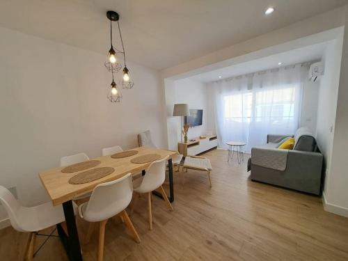 Apartamento Avda de Las Piletas, Segunda L�nea de Playa