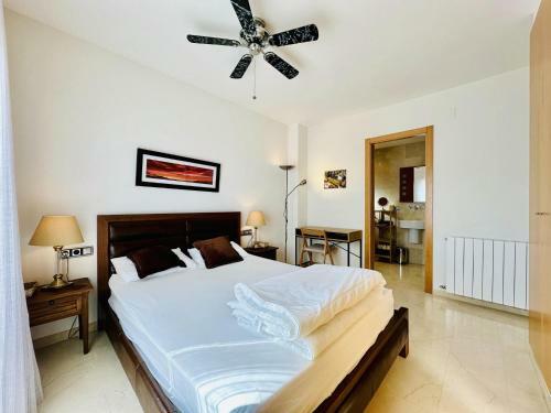 Aurea Costabravasi