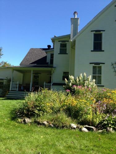 B&B Hillhouse