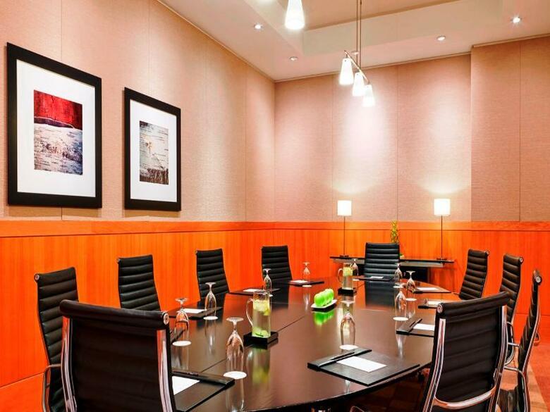 Hotel Westin Detroit Metro Airport