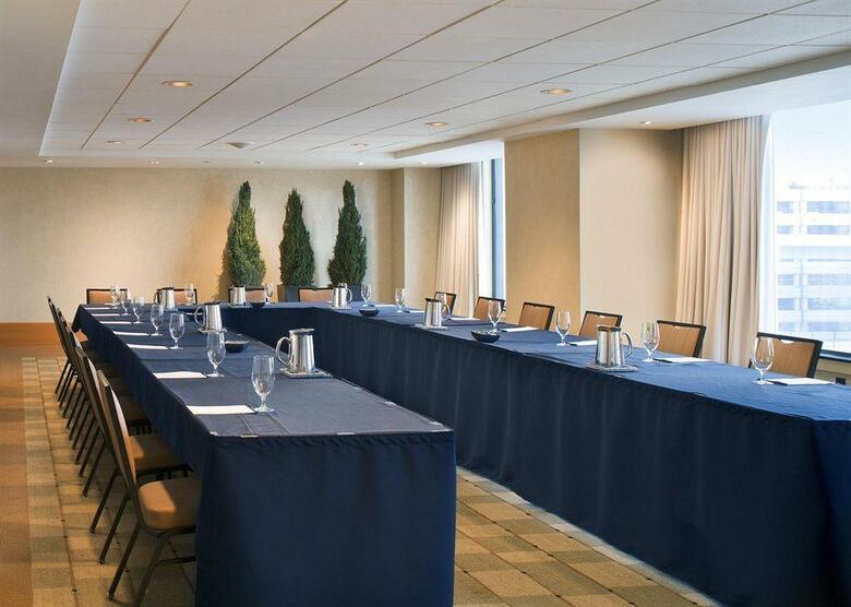 Hotel Westin Detroit Metro Airport