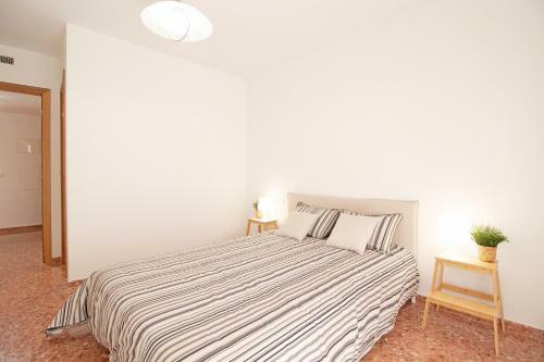 Global Properties, Apartamento de 3 Dormitorios En Sagunto