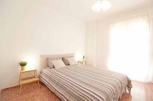Global Properties, Apartamento de 3 Dormitorios En Sagunto