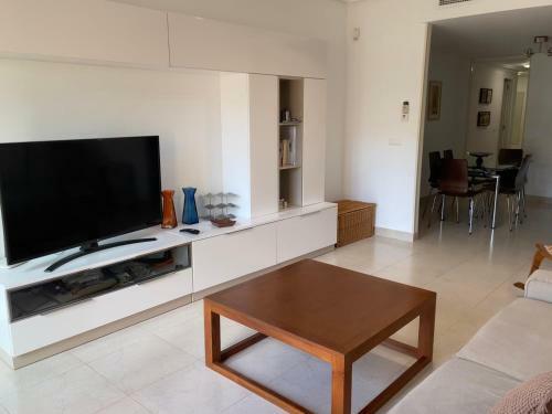 Apartamento Moderna Y Alegre Vivienda Junto Al Mar .