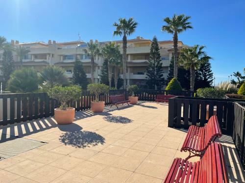 Apartamento Moderna Y Alegre Vivienda Junto Al Mar .