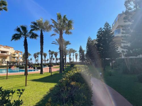 Apartamento Moderna Y Alegre Vivienda Junto Al Mar .
