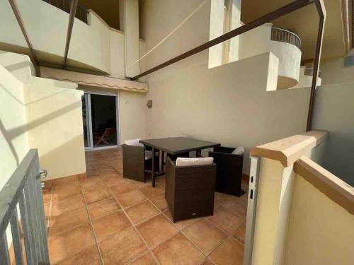 Apartamento Moderna Y Alegre Vivienda Junto Al Mar .