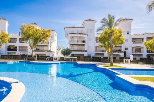 Stunning 2-bed Apartment In La Torre Golf Resort