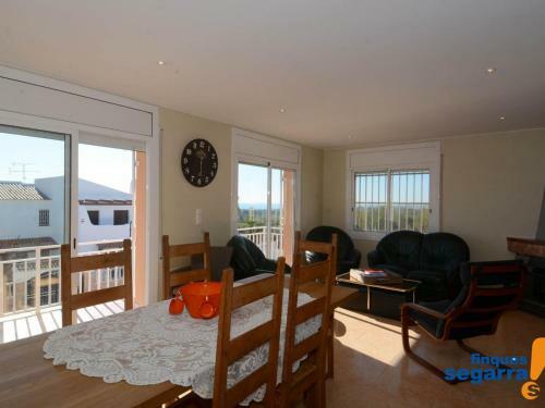 Apartamento Roda De Ber�, 4 Dormitorios, 8 Personas - Es-320-16