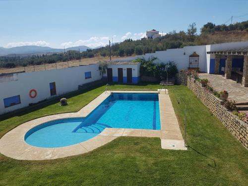 Cortijo Laguna Espejo