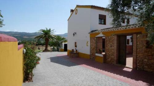 Cortijo Laguna Espejo