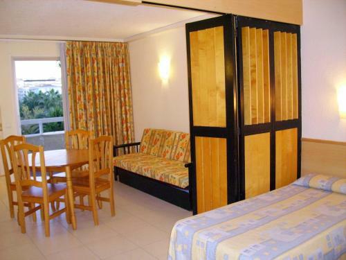 Apartamento Alboran Study