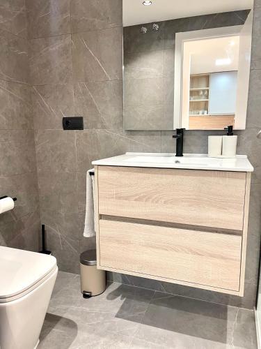 Apartbeach Michelangelo De Luxe Climatizado Y Junto Playa 08