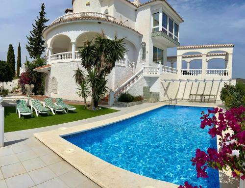 Villa Santa Maria