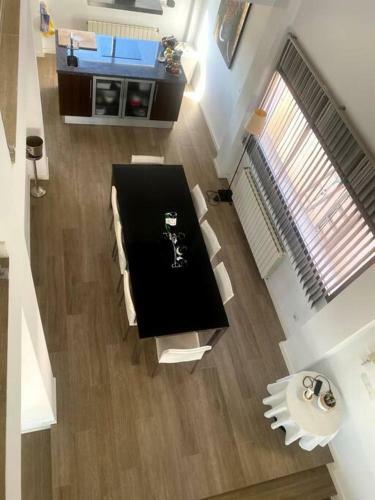 Villa With Private Pool & Garden