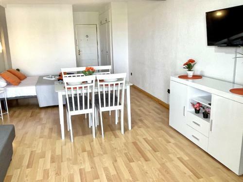 Apartbeach Alboran 617 Piscina Y Climatizado
