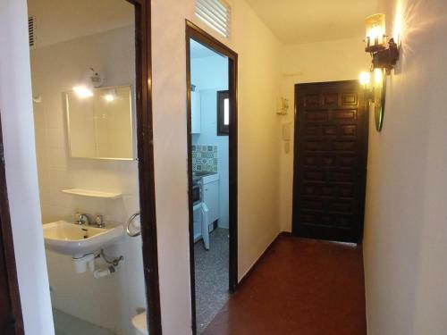 Apartamento Roses, 2 Dormitorios, 6 Personas - Es-204-7