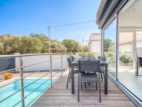 Villa Giron�s By Interhome