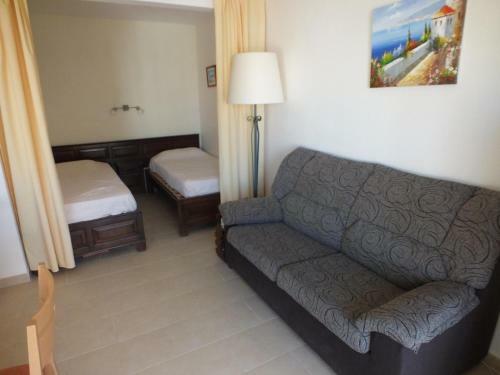 Apartamento Roses, 2 Dormitorios, 5 Personas - Es-204-28