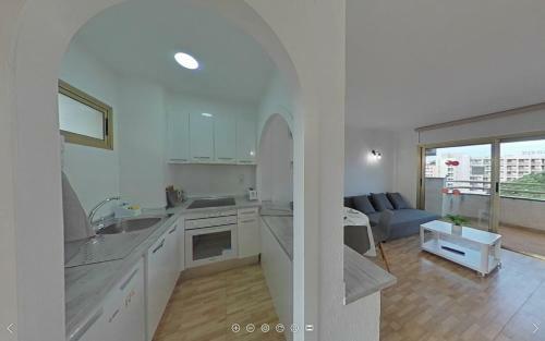 Apartamento 520 � Golden Coast Paradise
