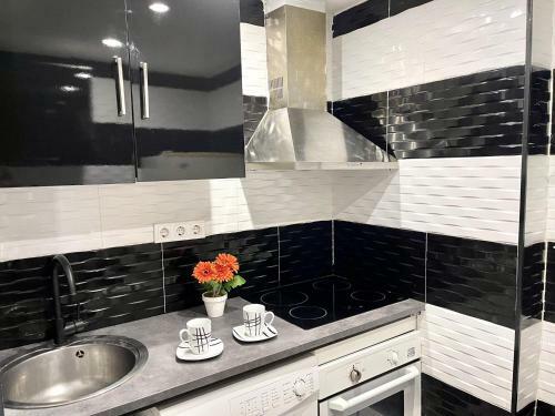 Apartbeach Catalu�a 92 Climatizado Y Junto Playa