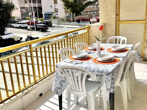 Apartbeach Catalu�a 92 Climatizado Y Junto Playa