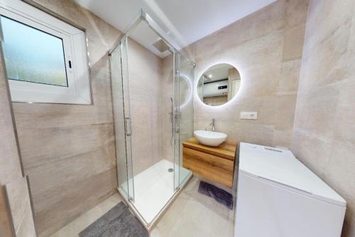 2gir - Sea View And Garden Apartment