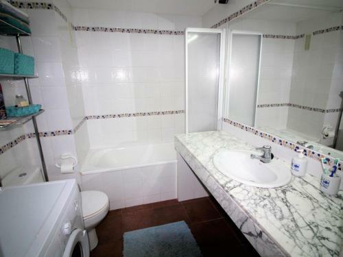 Apartamento Roses, 2 Dormitorios, 4 Personas - Es-258-26
