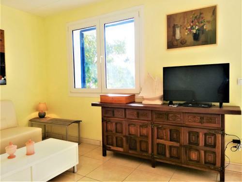 Apartamento Roses, 2 Dormitorios, 5 Personas - Es-258-73