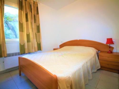 Apartamento Roses, 2 Dormitorios, 6 Personas - Es-258-1