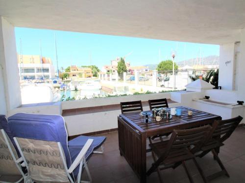 Apartamento Roses, 2 Dormitorios, 6 Personas - Es-258-23