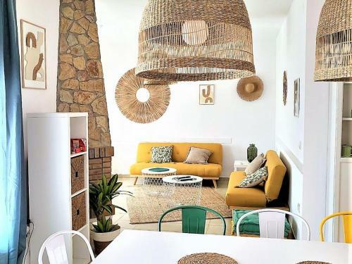 Casa Roses, 4 Dormitorios, 9 Personas - Es-258-64